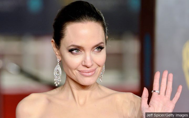 Dandan Ala Bangsawan Inggris, Angelina Jolie Disebut Tiru Gaya Meghan Markle
