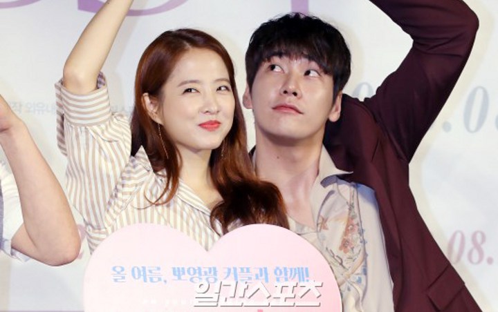 Main Film Bareng Lagi, Kim Young Kwang - Park Bo Young Bahas Chemistry di 'On Your Wedding Day'