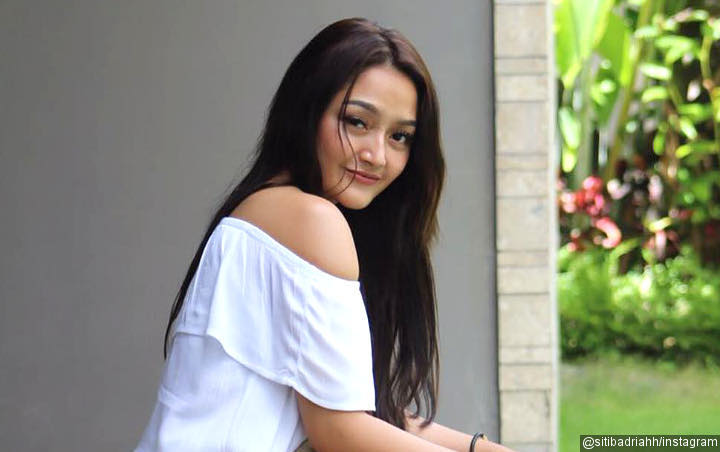 Foto Dulu dan Sekarang Siti Badriah Dibandingkan, Netter: Kok Cantikan Dulu