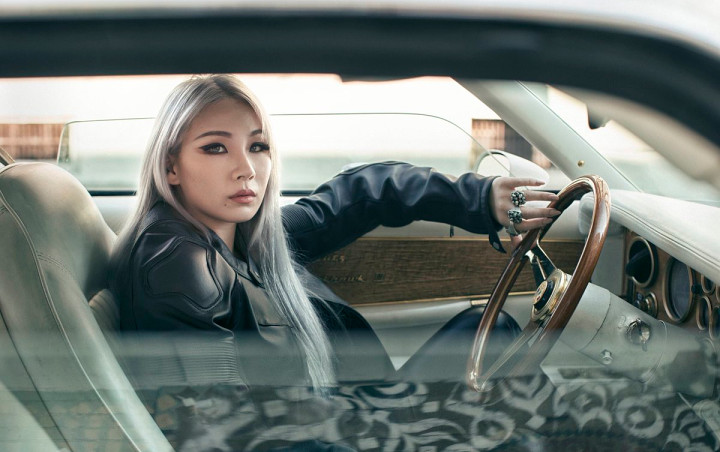 Baru Dirilis, Pemotretan Jadul CL dengan Warna Rambut Silver Ini Sukses Pukau Netter