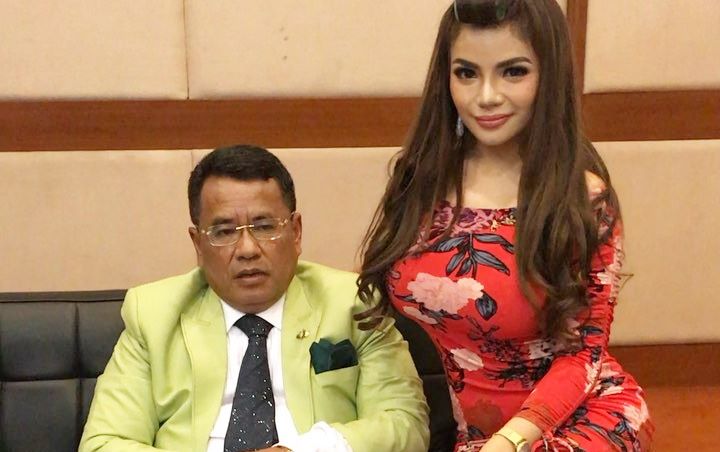 Dinar Candy Bikin Jantung Hotman Paris Copot