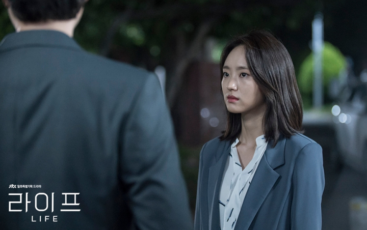 Sikapnya ke Cho Seung Woo di 'Life' Bikin Kesal, Karakter Won Jin Ah Dihujat Netter