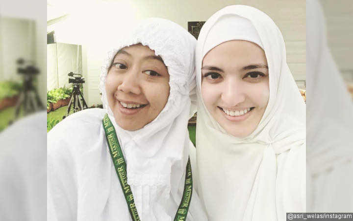 Penampilan Nia Ramadhani Dicibir Usai Pulang Haji, Asri Welas Mantap Berhijab