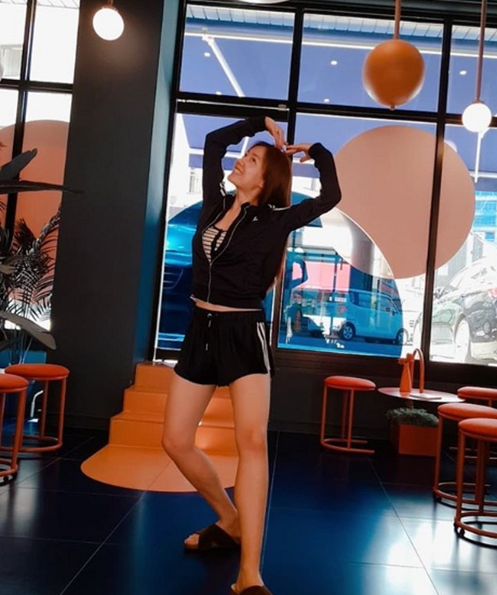 Hwayoung Update Instagram