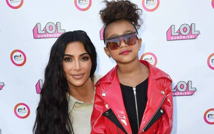 Putrinya Melenggang Cantik di Runway, Kim Kardashian Malah Kena Kritik