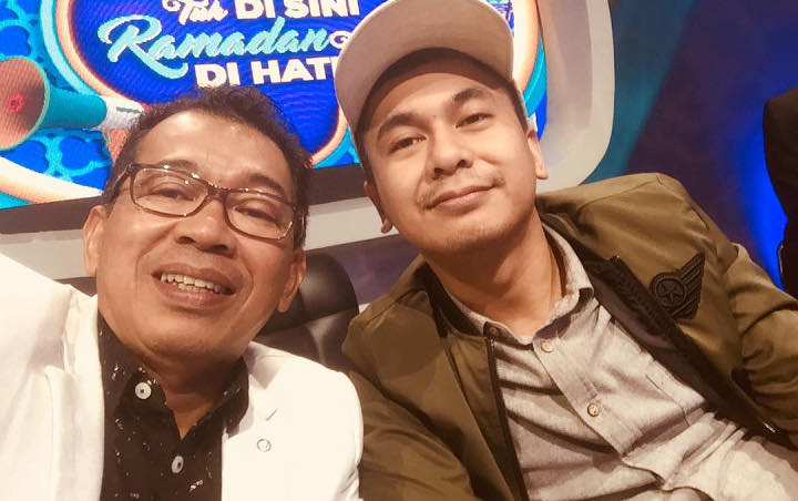 Terang-Terangan 'Selingkuh' dengan Jarwo Kwat, Raditya Dika Disuruh Netter Nyebut