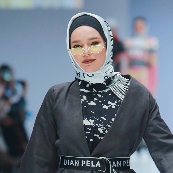Dewi Sandra