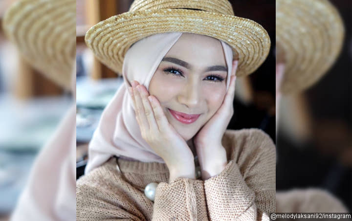 Cantik Banget, Foto Selfie Melody JKT48 Pakai Hijab Banjir Pujian Bak Bidadari Surga