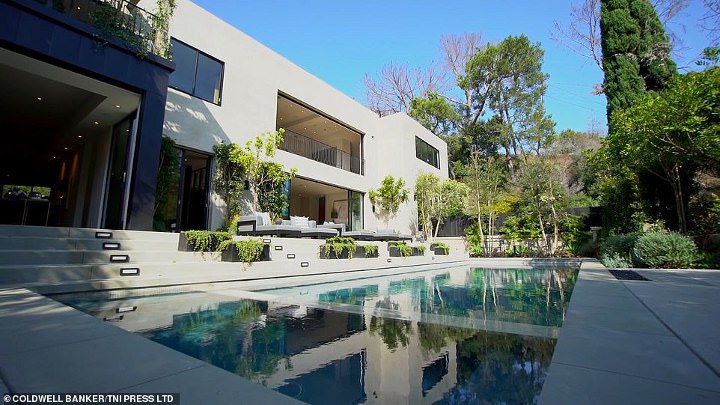 rumah kylie jenner