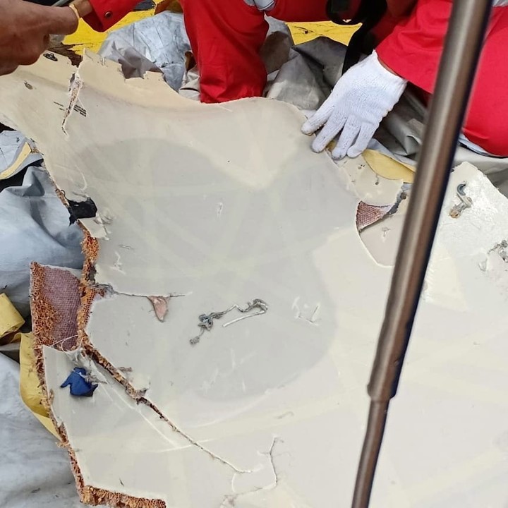 Serpihan Pesawat Lion Air JT-610