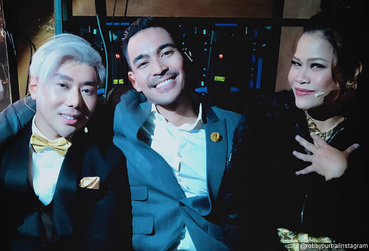 Pasangan Host Robby Purba dan Roy Kiyoshi Baikan di ITA 2018
