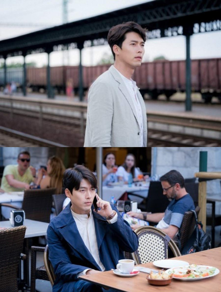 Gantengnya Hyun Bin Santai Minum Kopi di Foto Adegan \'Memories of the Alhambra\'