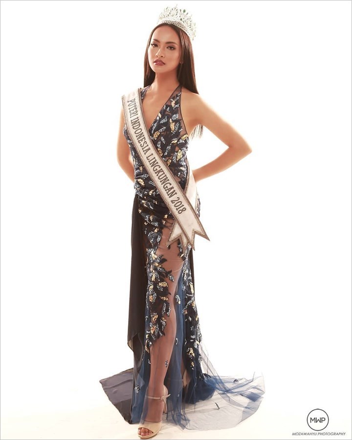 Vania Herlambang dinobatkan sebagai Puteri Indonesia Lingkungan 2018