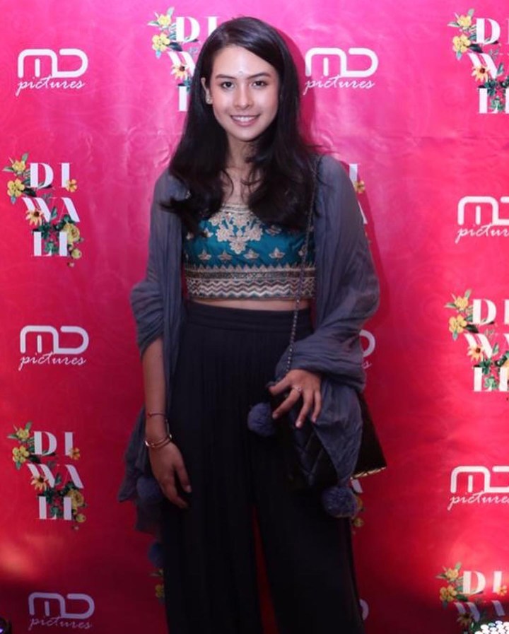 Beda Banget, Begini Penampilan Maudy Ayunda Rayakan Diwali