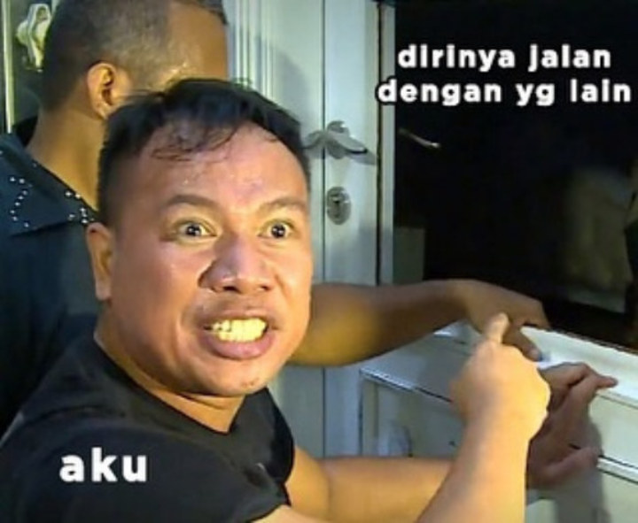 Sudah Lelah Berjuang, Doi Malah Jalan Bareng Orang Lain