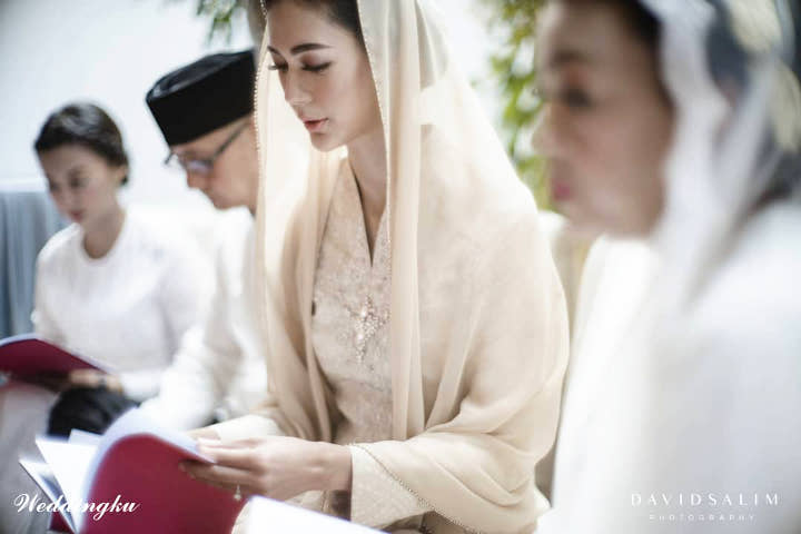 Paula Verhoeven Cantik dan Anggun Saat Gelar Pengajian Jelang Menikah