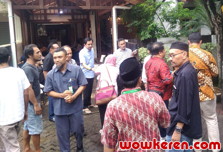 Ibunda Ayu Dewi Meninggal Dunia, Regi Sang Suami Hanya Bisa Bilang Ini