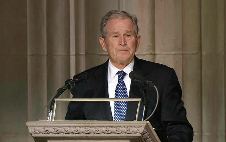 George W. Bush Sampaikan Pidato Penuh Haru di Pemakaman Kenegaraan Bush Senior
