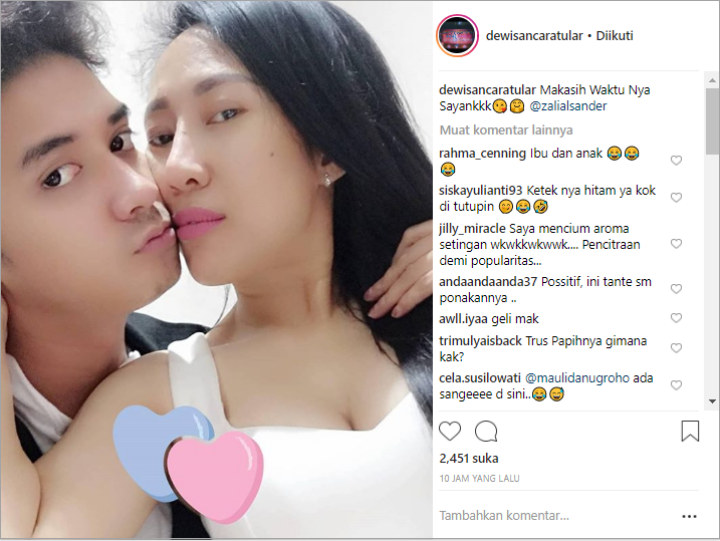 Dewi Sanca Pamer Foto Mesra Bareng Pacar, Ketiak Ditutup Stiker Jadi Sorotan
