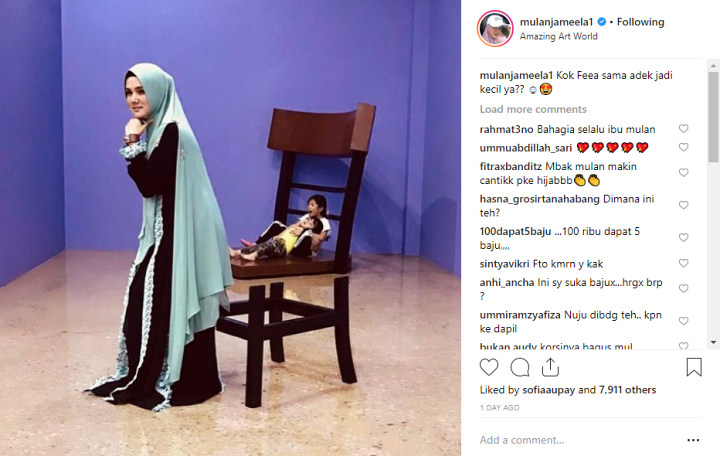 Mulan Pamer Soal Adik