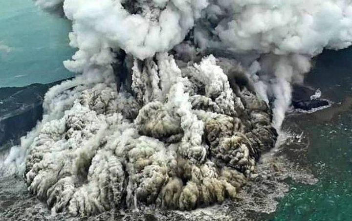 Status Waspada, Gunung Anak Krakatau Sembur Awan Panas dan Kemungkinan Hujan Abu di Cilegon