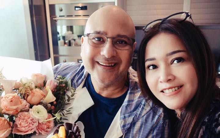 Ditinggal Maia Estianty Umroh Bareng Al dan Dul, Irwan Mussry Malah Bersama Wanita Ini