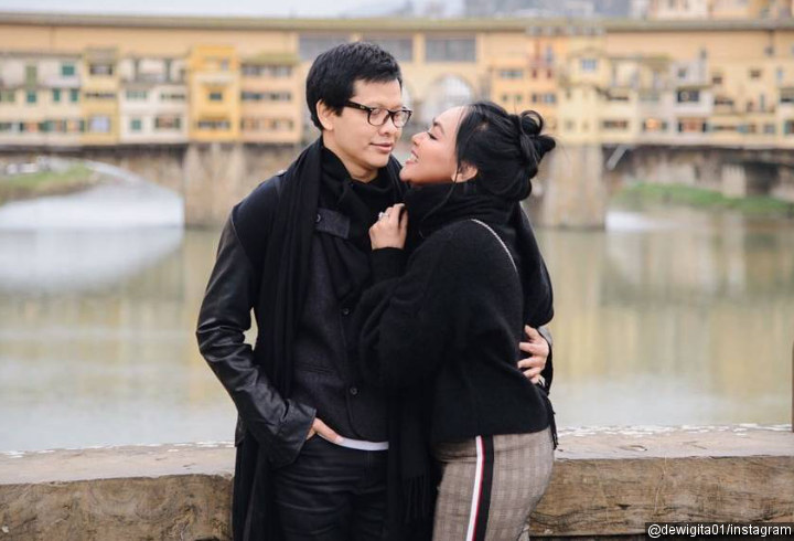 Menikah Sejak 11 Januari 1994, Armand Maulana-Dewi Gita Tetap Romantis