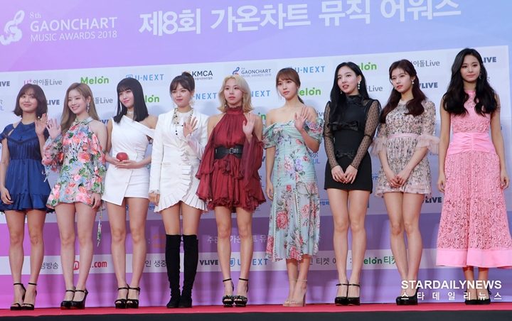 Gaon Music Awards 2019: Twice Tampil Anggun, Kecantikan Tzuyu Curi Perhatian