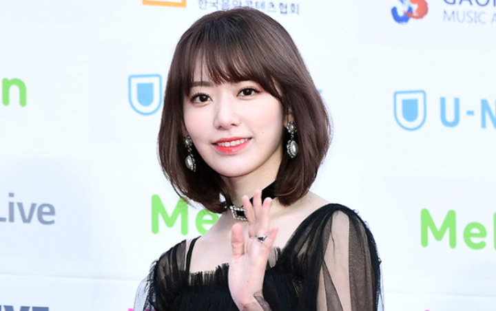 Gaon Music Awards 2019: Sakura IZ*ONE Dipuji Cantik Meski Gaya Rambut Dibilang Kuno