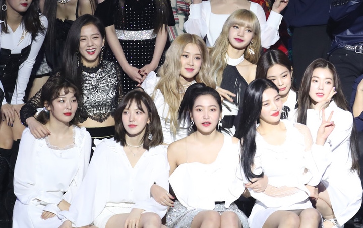 Gaon Music Awards 2019: Terlihat Akrab, Kecantikan Red Velvet dan Black Pink Jadi Sorotan