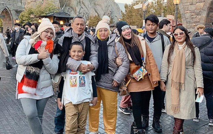 Via Vallen Boyong Keluarga Liburan ke Jepang, Rasakan Pengalaman Ini Untuk Pertama Kalinya