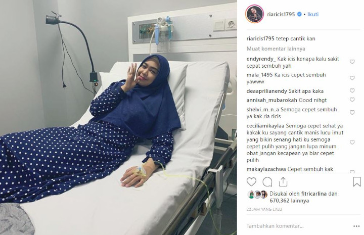 Ria Ricis Tetap Eksis dan Centil saat Sakit, Tampilan Salat Bareng Anak Oki Setiana Dewi Tuai Pro Ko