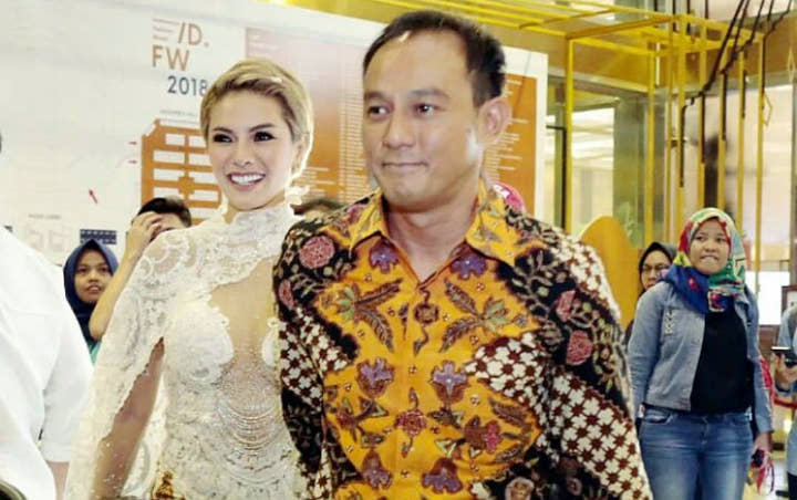 Nikita Mirzani Sibuk Ngoceh Pamer Harta, Dipo Latief Asyik Berenang Kepergok Bareng Pacar Baru?