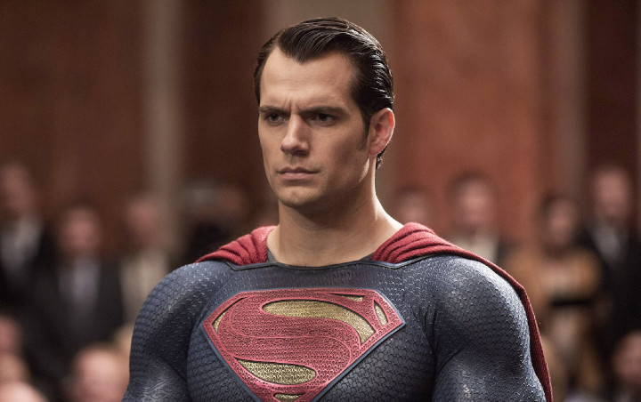 Henry Cavill Bakal Kembali Perankan Superman di Film 'Shazam!'?