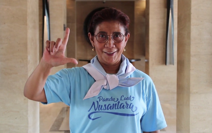 Susi Pudjiastuti Klarifikasi Fakta Foto Viral Dirinya Salam Dua Jari ala Dukungan Prabowo-Sandiaga