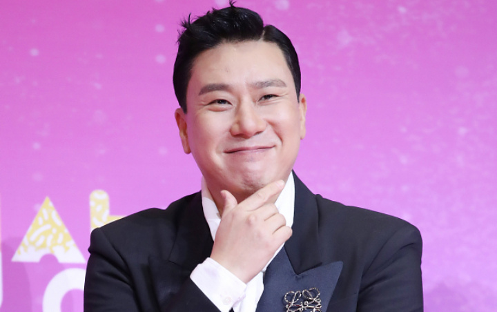 Lee Sang Min Minta Maaf Soal Tudingan Paksa Partisipan Akui Gay di Acara TV