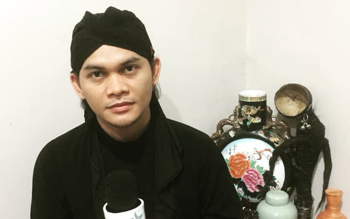 Mbah Mijan Ramal Kondom Bersegel di Kasus Andi Arief, Yakin Artis Terlibat Tapi Bukan CJ