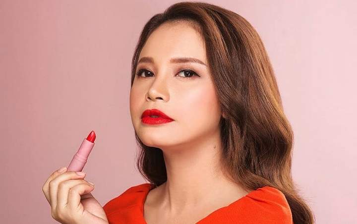 Rossa Minta Maaf Usai Dihujat Salah Lirik Nyanyikan 'Indonesia Raya' di Debat Pilpres