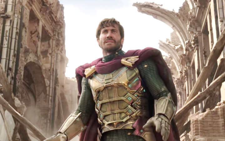 Gambar Terbaru 'Spider-Man: Far From Home' Ini Perlihatkan Detail Kostum Mysterio