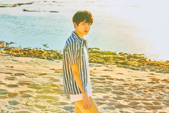 Chanyeol EXO Seru-Seruan Nikmati Sinar Matahari Dalam Teaser SM Station yang berjudul \'SSFW\'