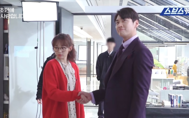 Kim Young Kwang - Jin Ki Joo Akrab di Hari Pertama Syuting Drama Baru SBS