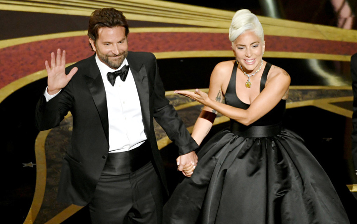 Bradley Cooper Akui Ketagihan Duet Bareng Lady Gaga