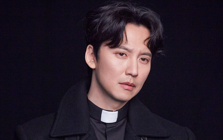 Kim Nam Gil Ngebet Garap Season Kedua dari 'The Fiery Priest' Namun Khawatirkan Hal Ini