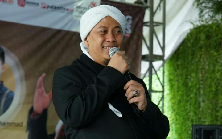 Opick Izinkan Publik Untuk Ziarah Rambut Nabi Muhammad SAW di Kediamannya, Netter Masih Kontroversi