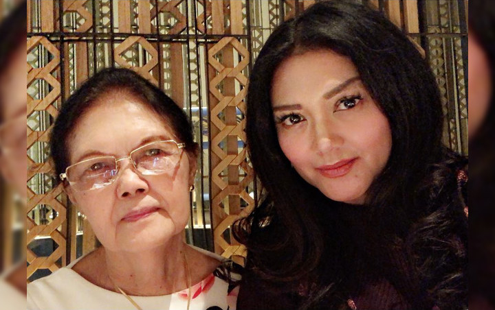 Bella Saphira Pamer Momen Buka Puasa Bareng Ibu Meski Diisukan Tak Akur Akibat Nikahi TNI