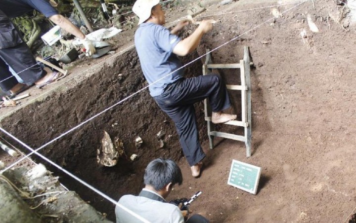 Ekskavasi Gua Pawon, Tim Arkeolog Temukan Fragmen Yang Diduga Pecahan Tengkorak Manusia Purba
