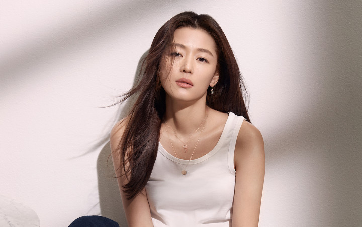 Jun Ji Hyun Cantik Maksimal Jadi Model Perhiasan, Netter Tak Percaya Punya 2 Anak