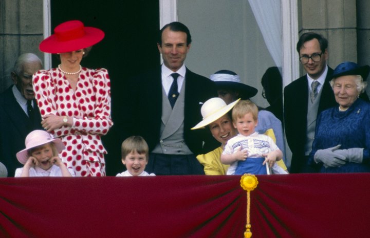 Wajah Ganteng Pangeran Louis Saat Hadiri Trooping the Colour Curi Perhatian, Intip Gambarnya Berikut