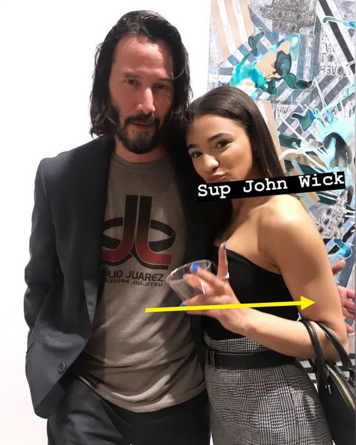 Foto-Foto Ini Buktikan Kalau Keanu Reeves Ternyata Tak Berani Menyentuh Wanita