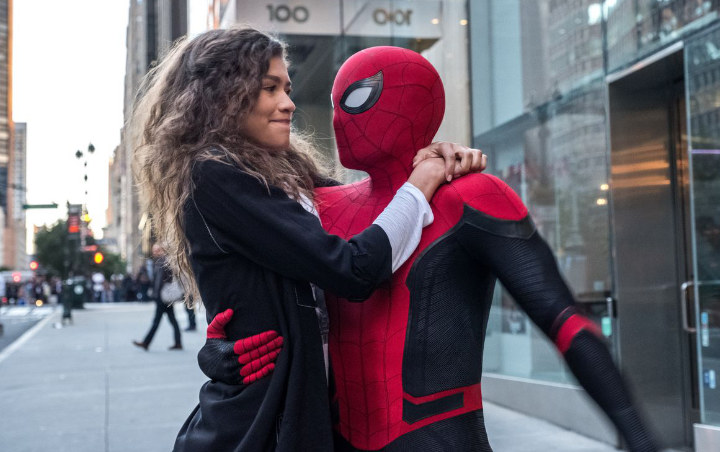 Poster Baru 'Spider-Man: Far From Home' Banjir Kritik Gara-Gara Editan Berantakan, Seperti Apa?